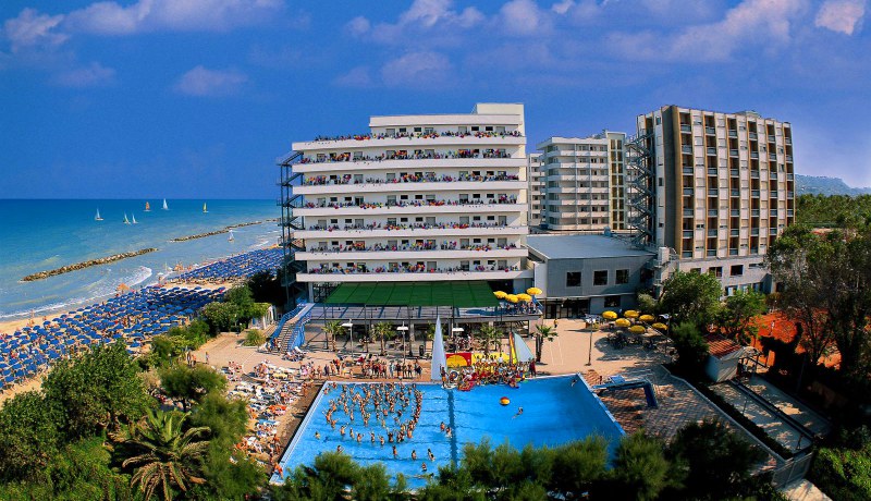 Thumbnail Serena Majestic Hotel & Residence