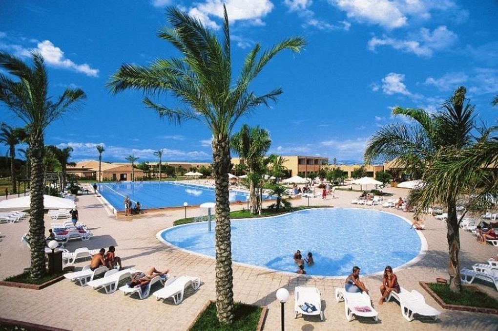 Foto Villaggio Torre del Faro