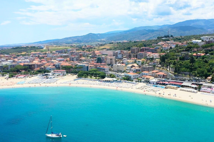 Foto Villaggio Faro Punta Stilo